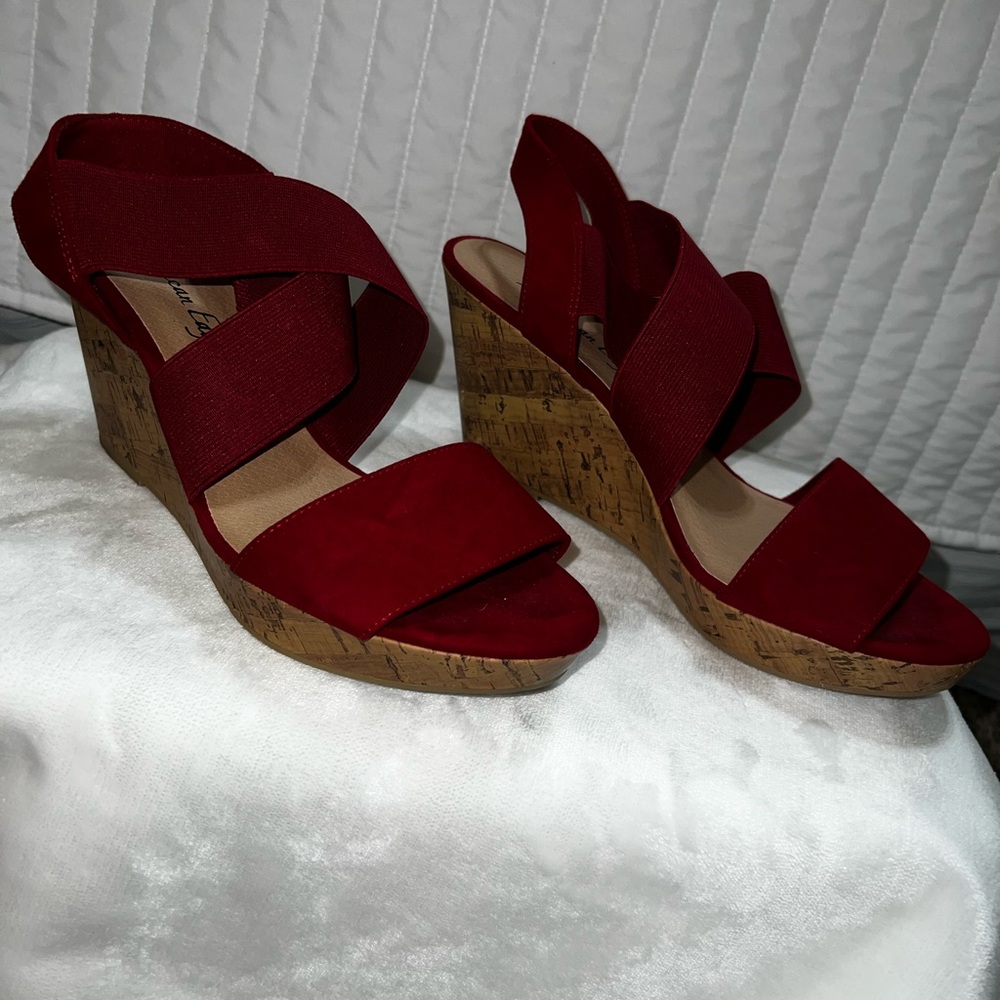 Woman’s American Eagle Wedges